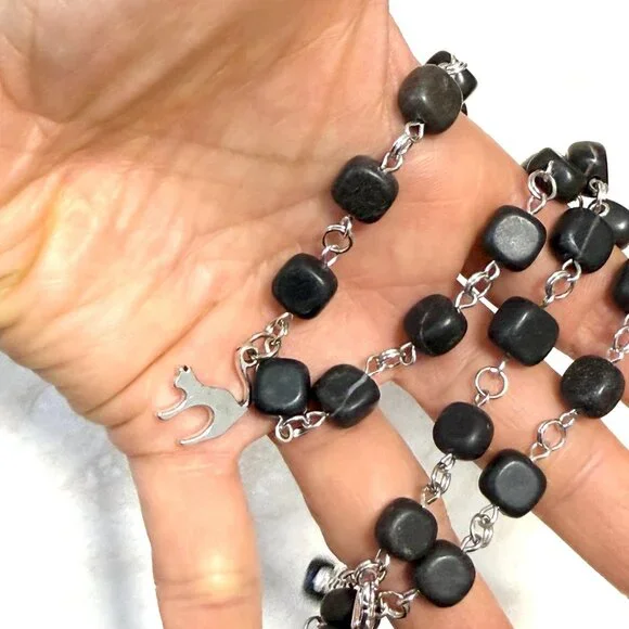 Genuine Black Agate Short Necklace, Gemstone Cube & Cute Slim Cat Pendant - Picture 12 of 12